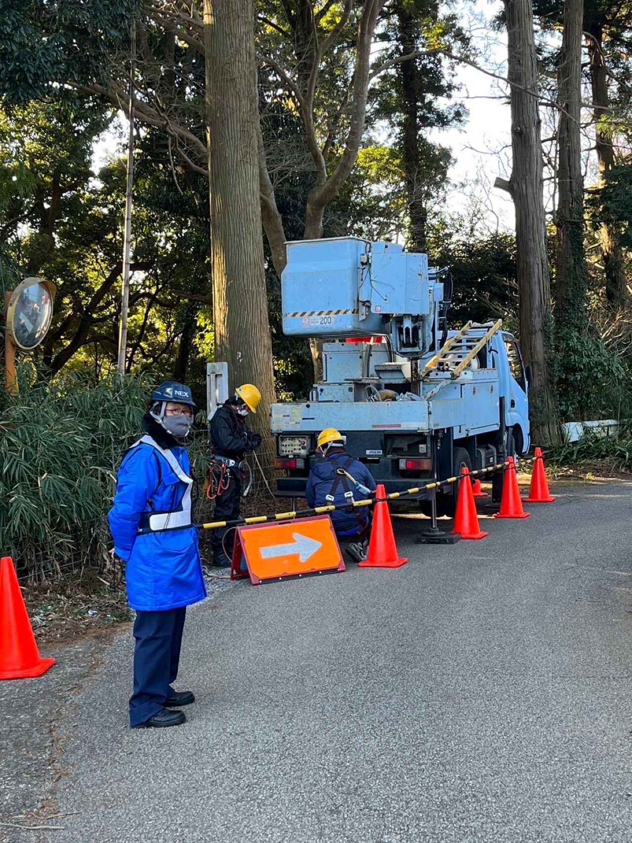 画像：イベント雑踏警備の案内係です。